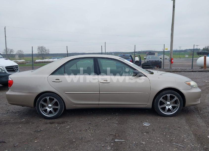 Photo 13 of 2006 Toyota Camry LE (VIN 4T1BE30K06U700126)