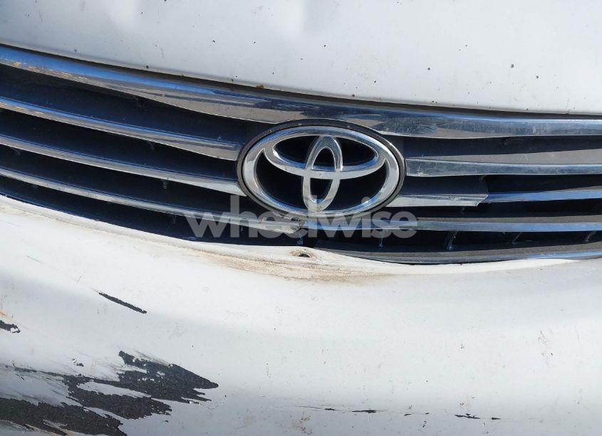 Photo 12 of 2006 Toyota Camry XLE (VIN 4T1BE30K06U704175)