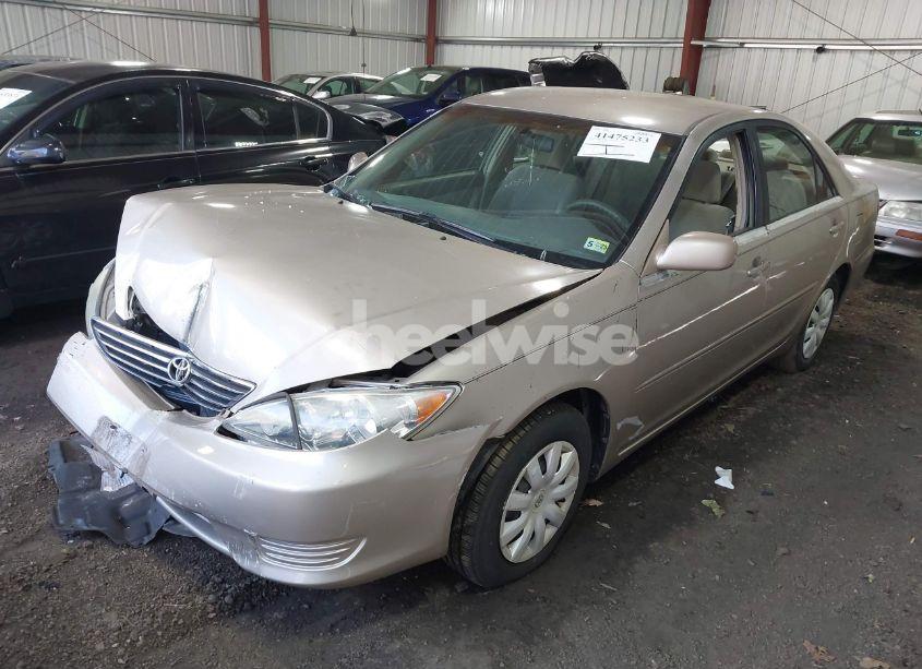 Photo 2 of 2006 Toyota Camry LE (VIN 4T1BE30K06U739962)