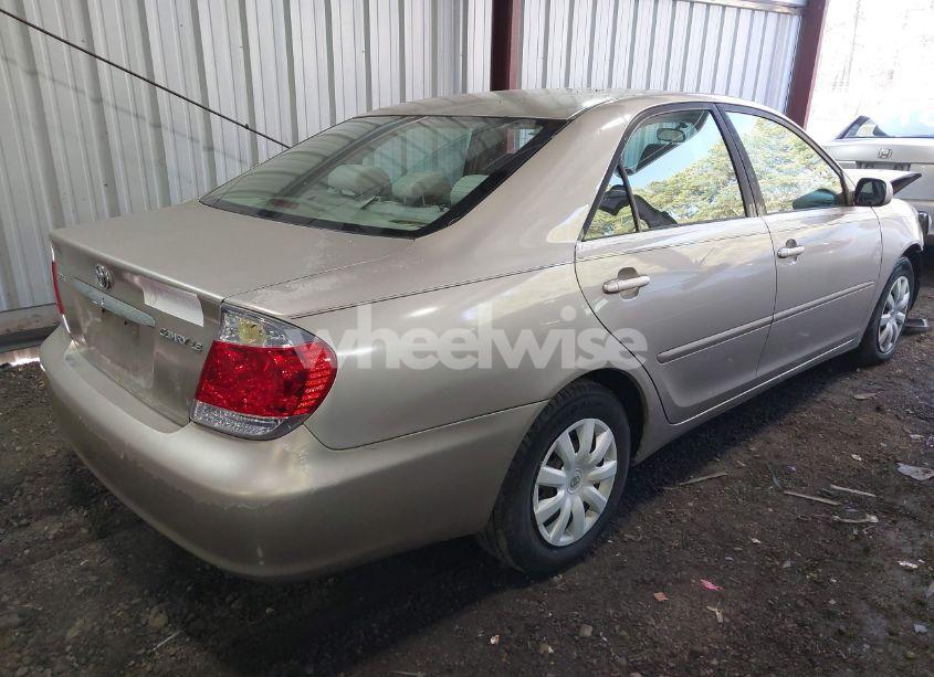 Photo 4 of 2006 Toyota Camry LE (VIN 4T1BE30K06U739962)