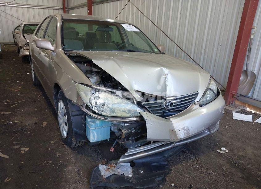 Photo 6 of 2006 Toyota Camry LE (VIN 4T1BE30K06U739962)