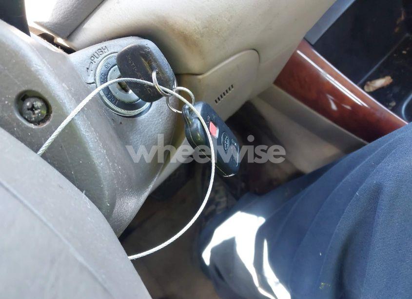 Photo 11 of 2002 Toyota Camry XLE (VIN 4T1BE30K12U088903)