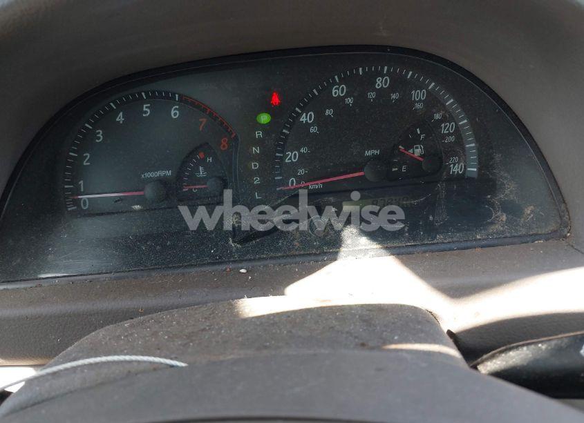 Photo 7 of 2002 Toyota Camry XLE (VIN 4T1BE30K12U088903)