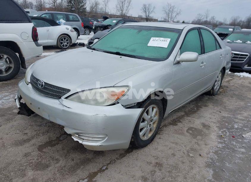 Photo 2 of 2002 Toyota Camry XLE (VIN 4T1BE30K12U564471)