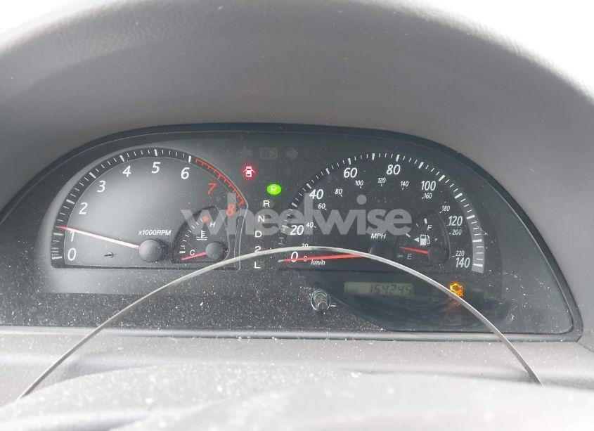 Photo 7 of 2002 Toyota Camry XLE (VIN 4T1BE30K12U564471)