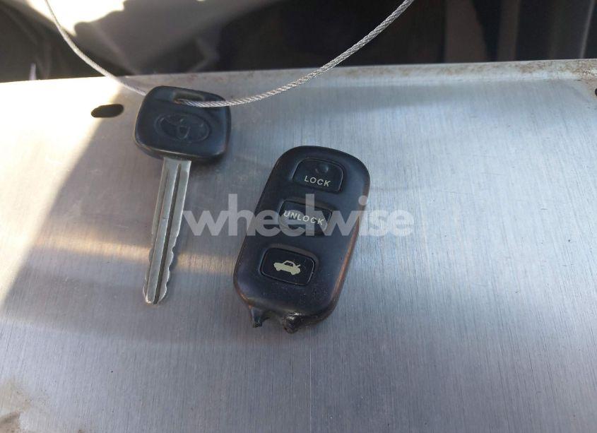 Photo 11 of 2002 Toyota Camry LE (VIN 4T1BE30K12U581092)