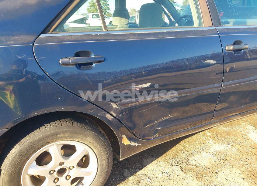 Photo 19 of 2002 Toyota Camry LE (VIN 4T1BE30K12U581092)