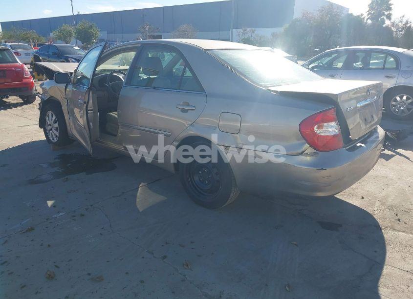 Photo 3 of 2002 Toyota Camry XLE (VIN 4T1BE30K12U614351)