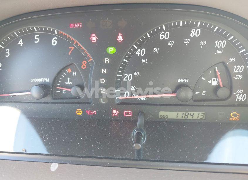 Photo 7 of 2002 Toyota Camry XLE (VIN 4T1BE30K12U614351)