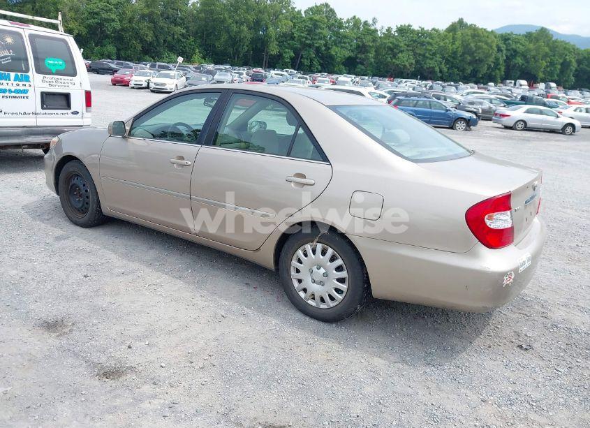 Photo 3 of 2003 Toyota Camry XLE (VIN 4T1BE30K13U141729)