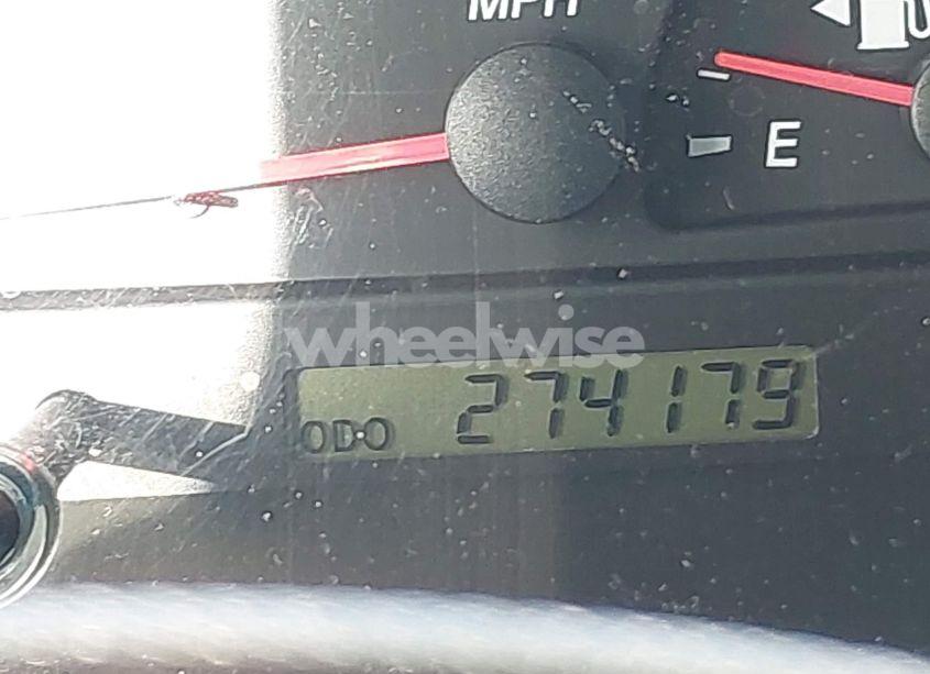 Photo 7 of 2003 Toyota Camry XLE (VIN 4T1BE30K13U195810)