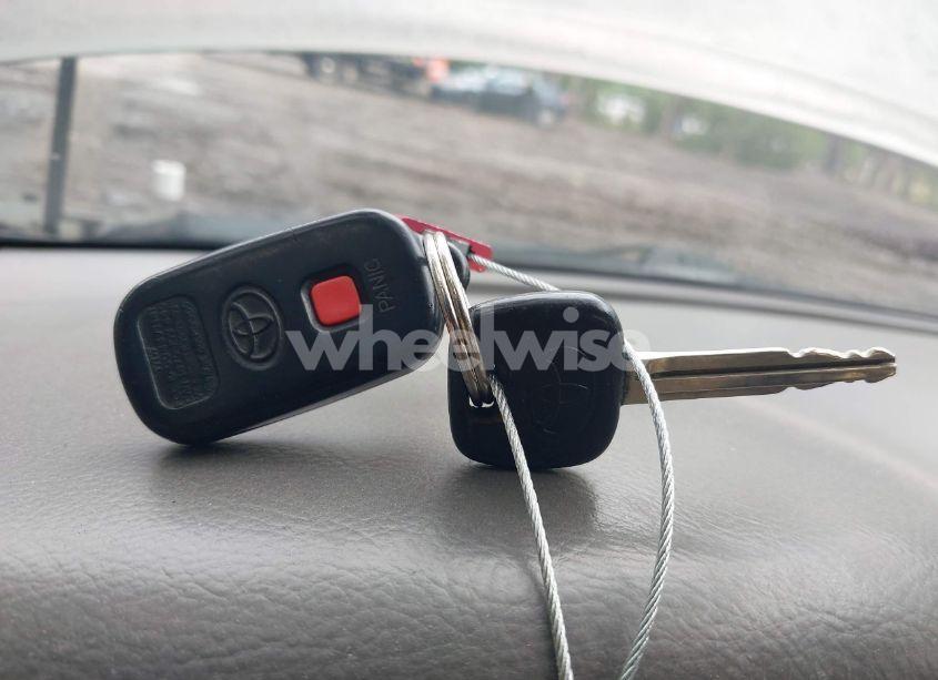 Photo 11 of 2003 Toyota Camry LE (VIN 4T1BE30K13U245511)