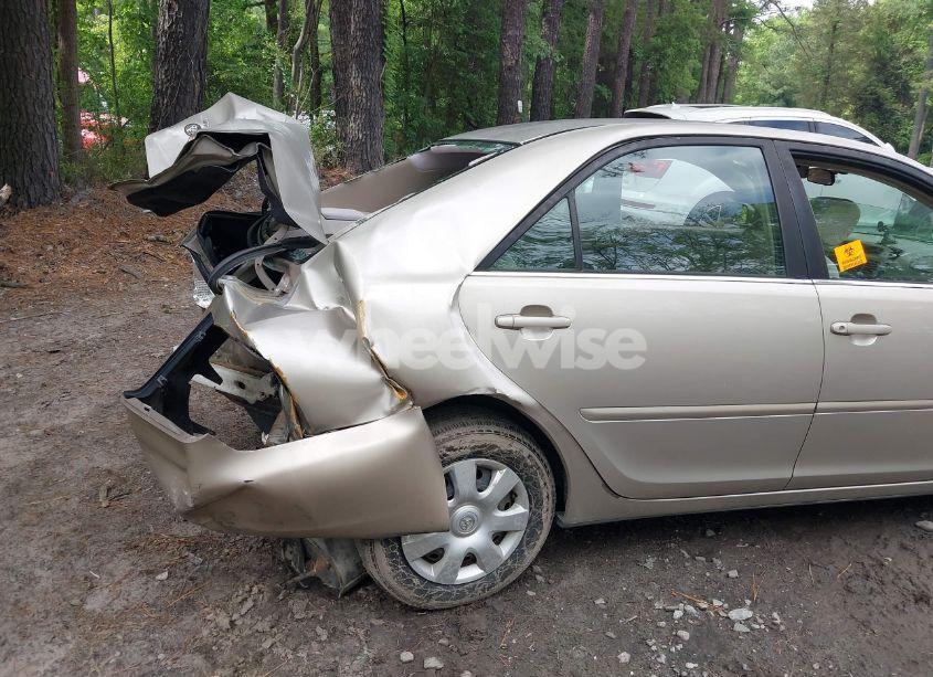 Photo 12 of 2003 Toyota Camry LE (VIN 4T1BE30K13U245511)