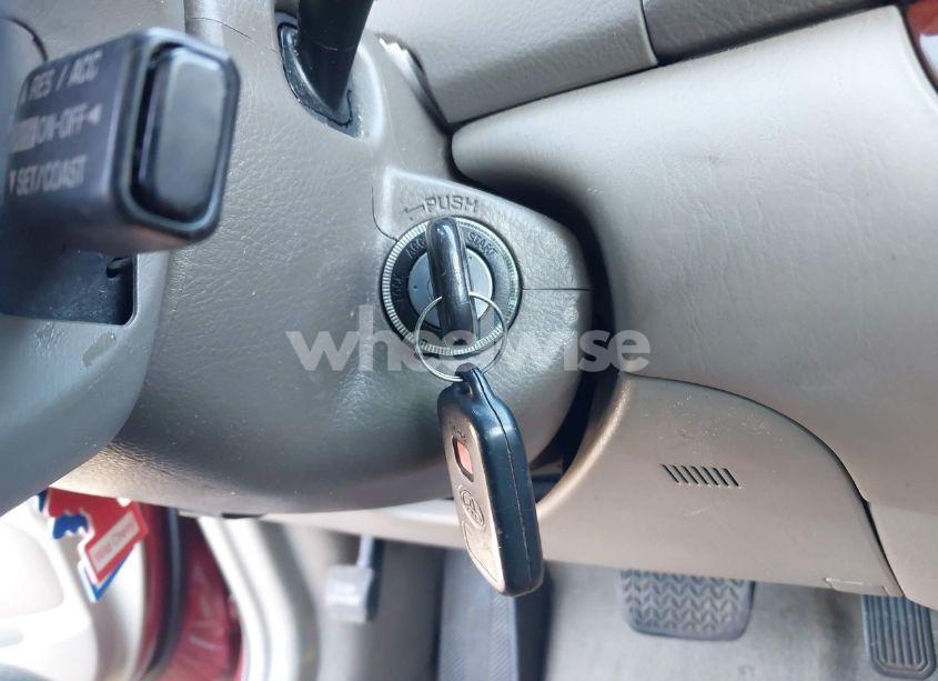 Photo 11 of 2003 Toyota Camry XLE (VIN 4T1BE30K13U252622)