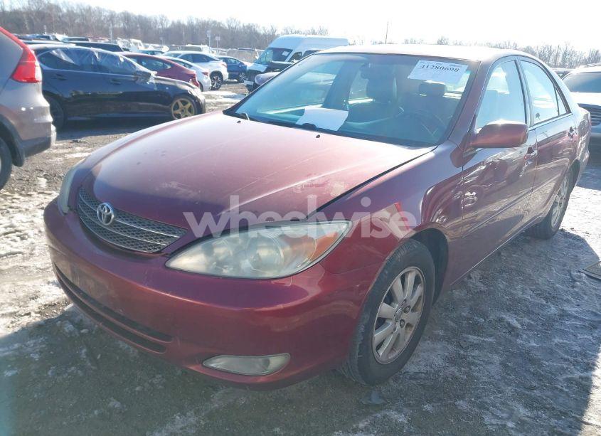 Photo 2 of 2003 Toyota Camry XLE (VIN 4T1BE30K13U252622)