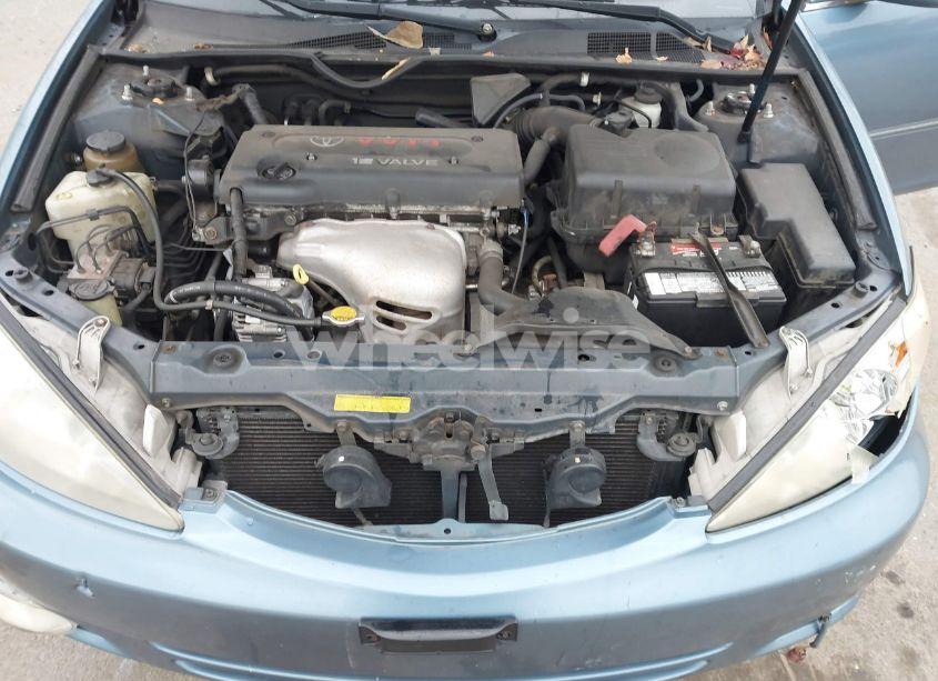 Photo 10 of 2003 Toyota Camry XLE (VIN 4T1BE30K13U688645)