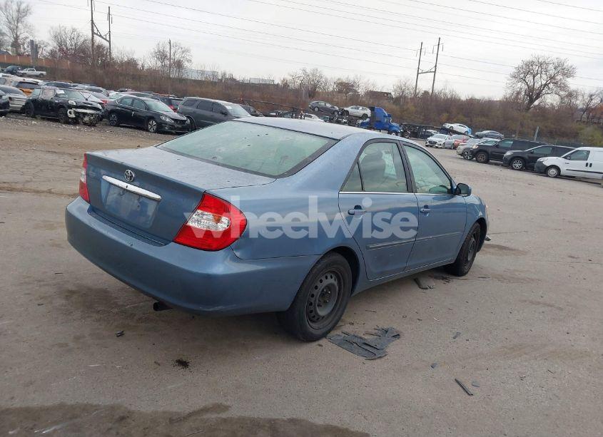 Photo 4 of 2003 Toyota Camry XLE (VIN 4T1BE30K13U688645)