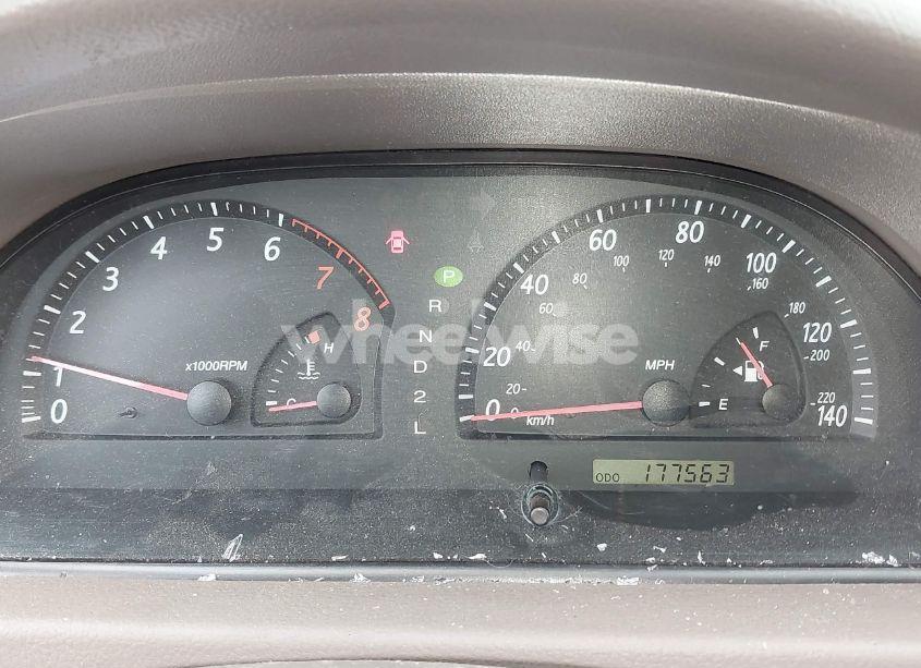 Photo 7 of 2003 Toyota Camry XLE (VIN 4T1BE30K13U688645)