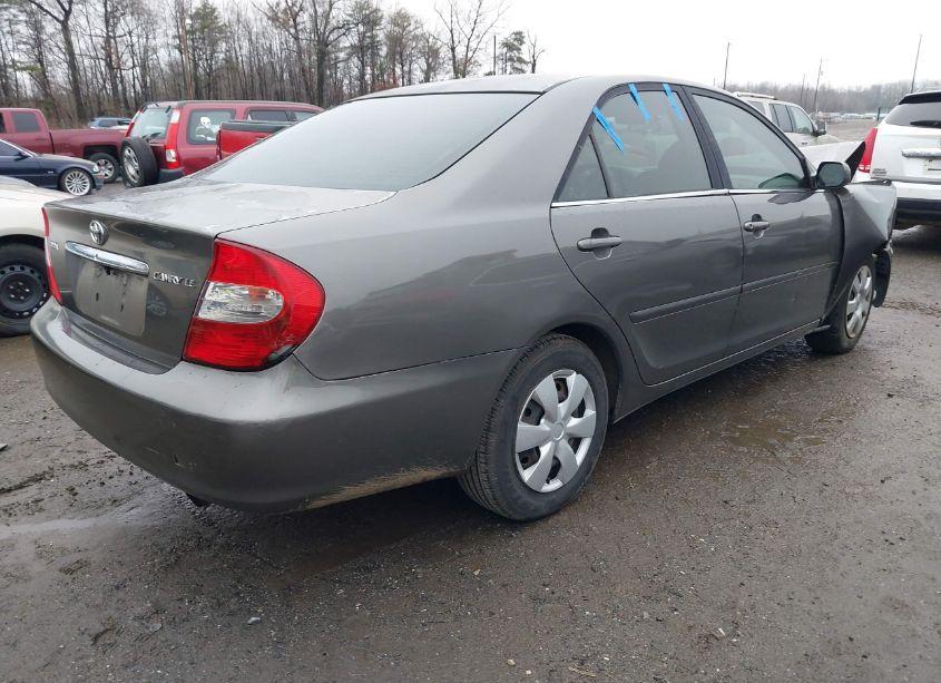 Photo 4 of 2003 Toyota Camry LE (VIN 4T1BE30K13U716122)