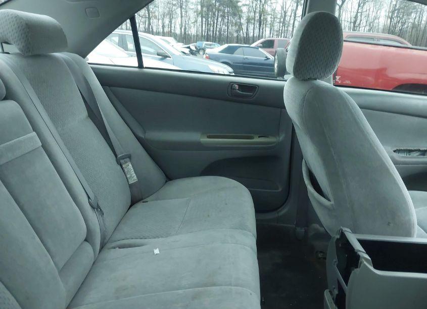 Photo 8 of 2003 Toyota Camry LE (VIN 4T1BE30K13U716122)