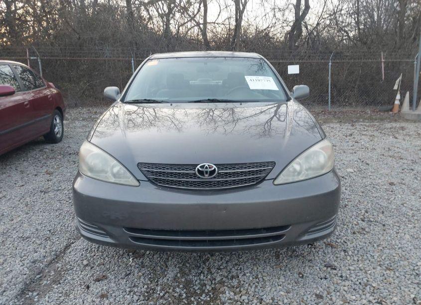 Photo 13 of 2003 Toyota Camry LE (VIN 4T1BE30K13U731106)