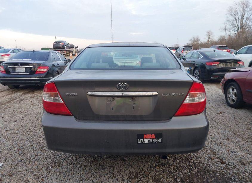 Photo 17 of 2003 Toyota Camry LE (VIN 4T1BE30K13U731106)