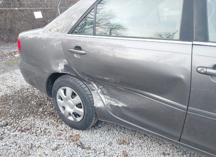 Photo 6 of 2003 Toyota Camry LE (VIN 4T1BE30K13U731106)