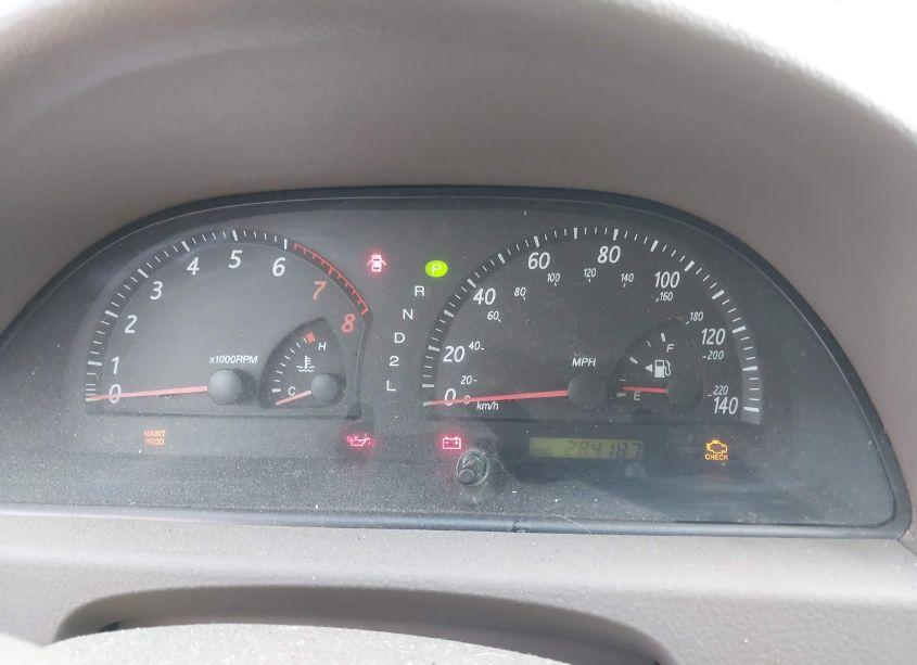 Photo 7 of 2004 Toyota Camry XLE (VIN 4T1BE30K14U285198)