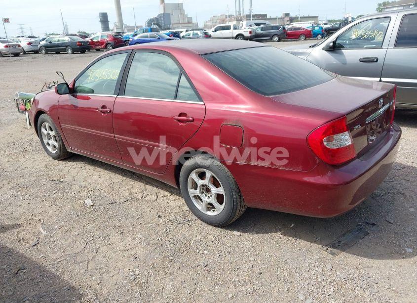 Photo 3 of 2004 Toyota Camry LE (VIN 4T1BE30K14U306583)