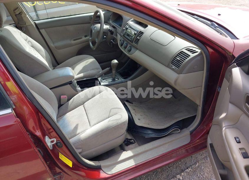 Photo 5 of 2004 Toyota Camry LE (VIN 4T1BE30K14U306583)