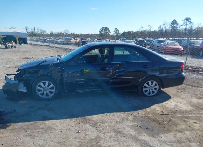 Photo 14 of 2004 Toyota Camry XLE (VIN 4T1BE30K14U346016)
