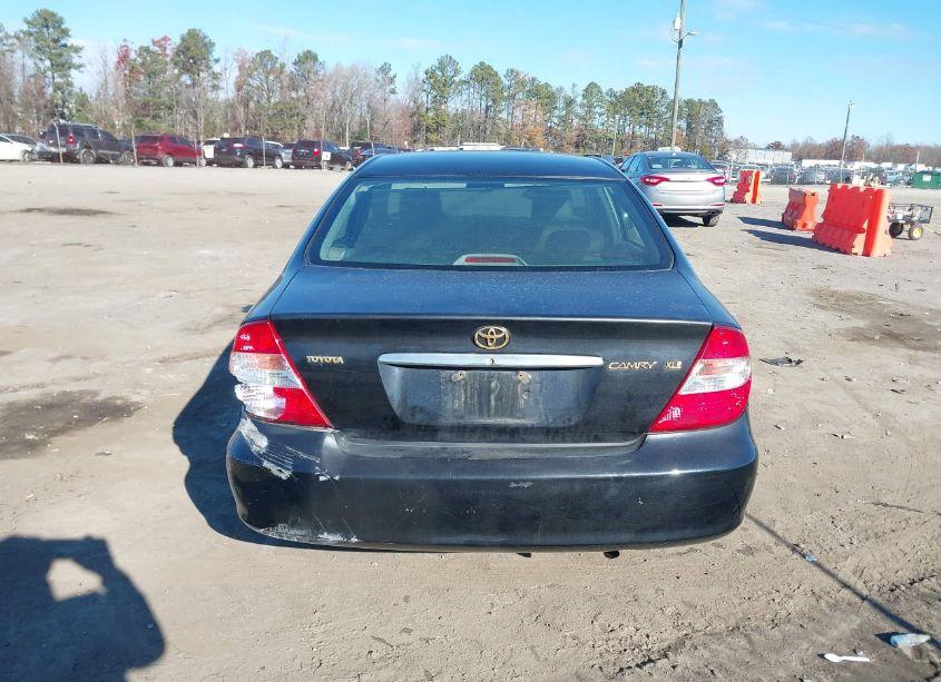 Photo 16 of 2004 Toyota Camry XLE (VIN 4T1BE30K14U346016)