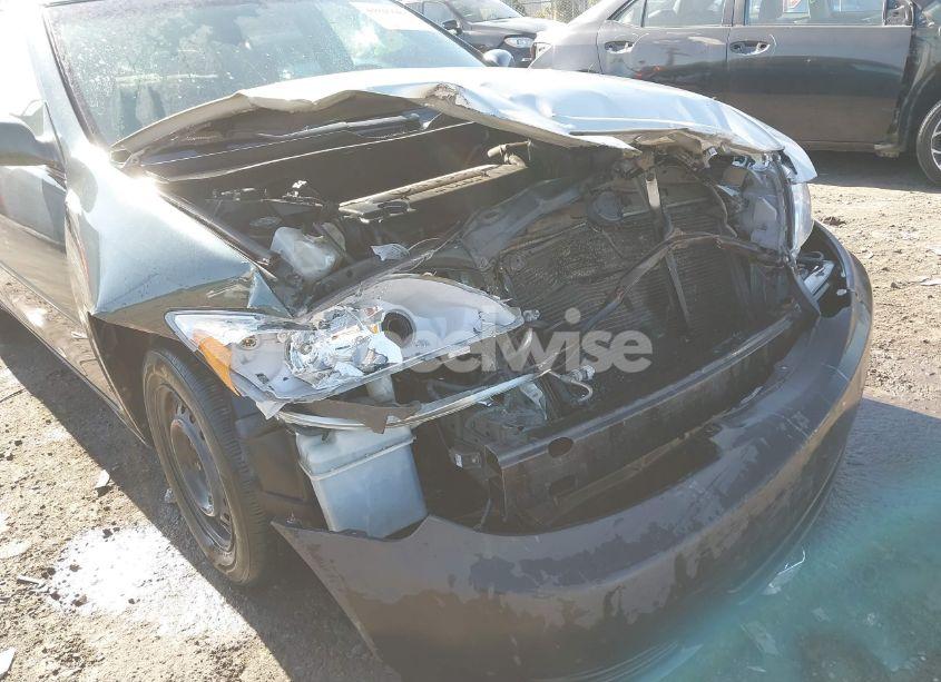 Photo 6 of 2004 Toyota Camry LE (VIN 4T1BE30K14U368002)