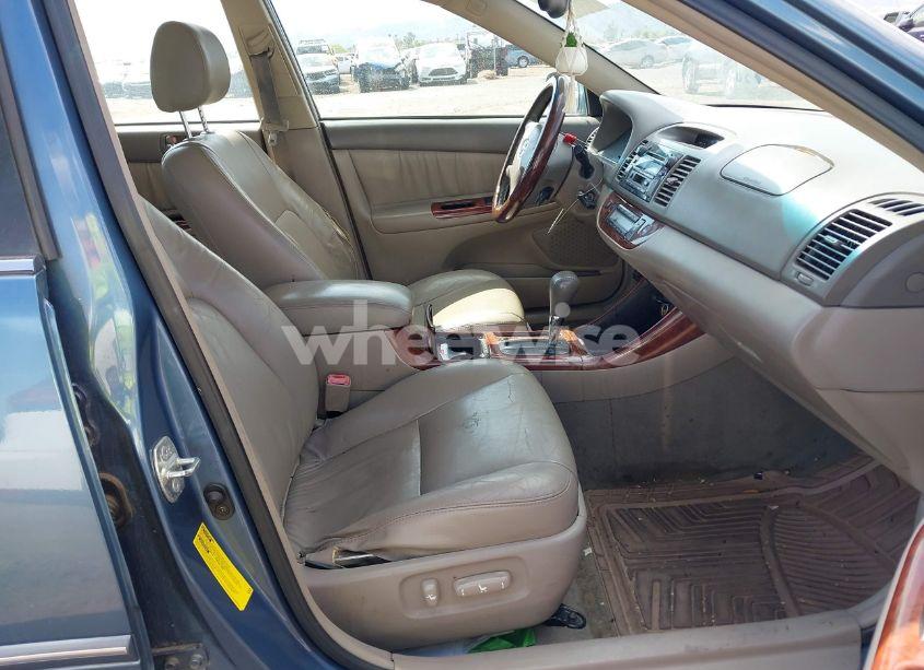 Photo 5 of 2004 Toyota Camry XLE (VIN 4T1BE30K14U838528)