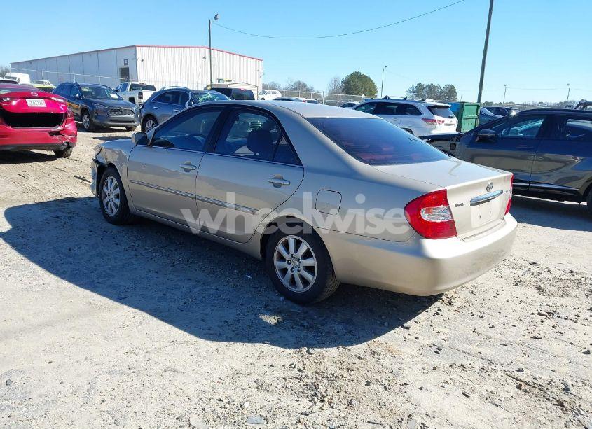Photo 3 of 2004 Toyota Camry XLE (VIN 4T1BE30K14U875725)