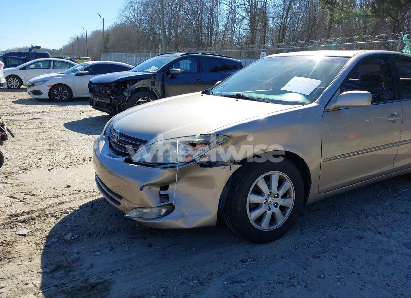 Photo 6 of 2004 Toyota Camry XLE (VIN 4T1BE30K14U875725)