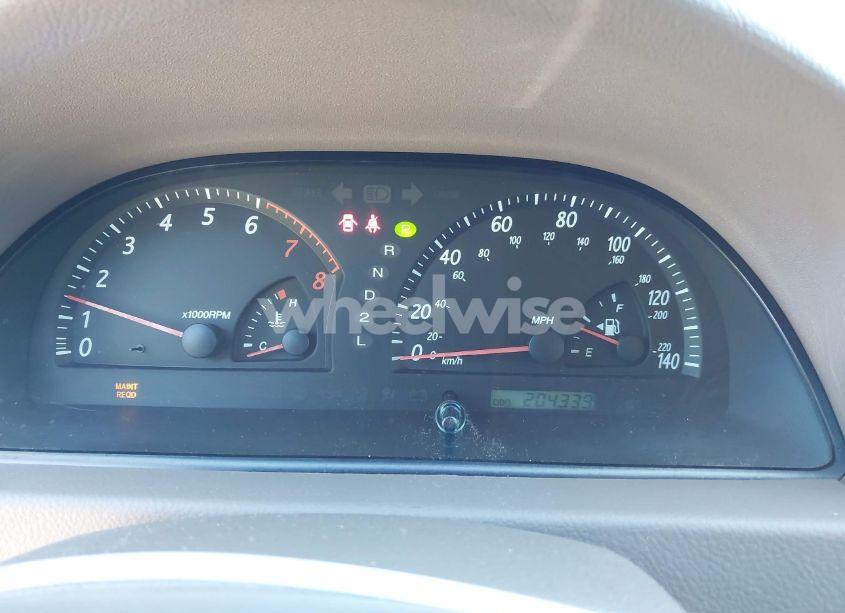 Photo 7 of 2004 Toyota Camry XLE (VIN 4T1BE30K14U875725)