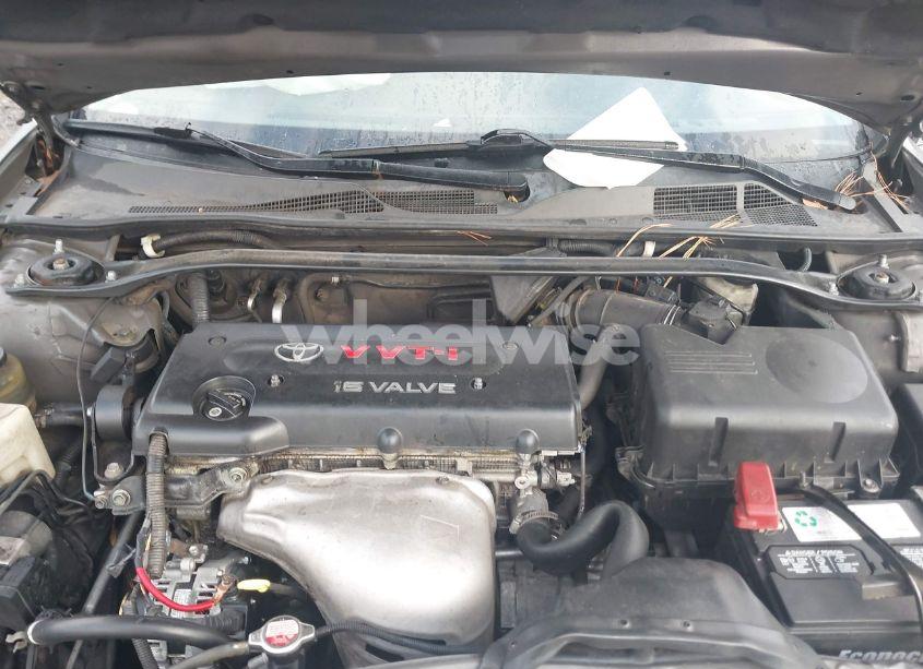 Photo 10 of 2004 Toyota Camry SE (VIN 4T1BE30K14U885056)