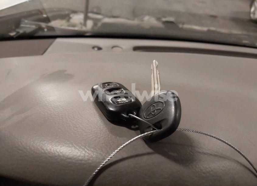 Photo 11 of 2004 Toyota Camry XLE (VIN 4T1BE30K14U889902)