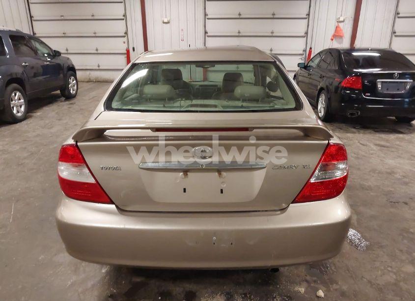 Photo 17 of 2004 Toyota Camry XLE (VIN 4T1BE30K14U889902)