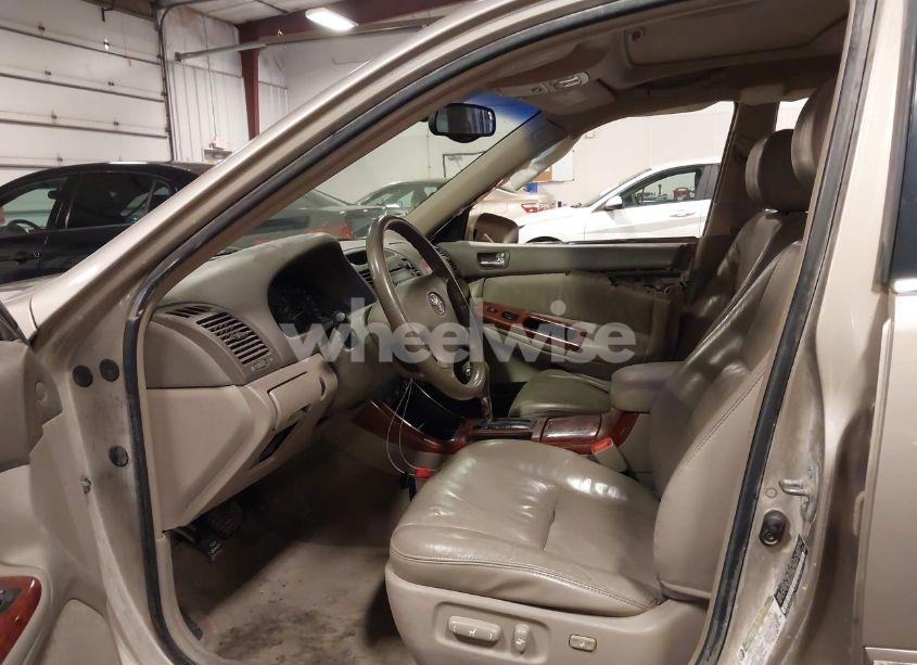 Photo 5 of 2004 Toyota Camry XLE (VIN 4T1BE30K14U889902)