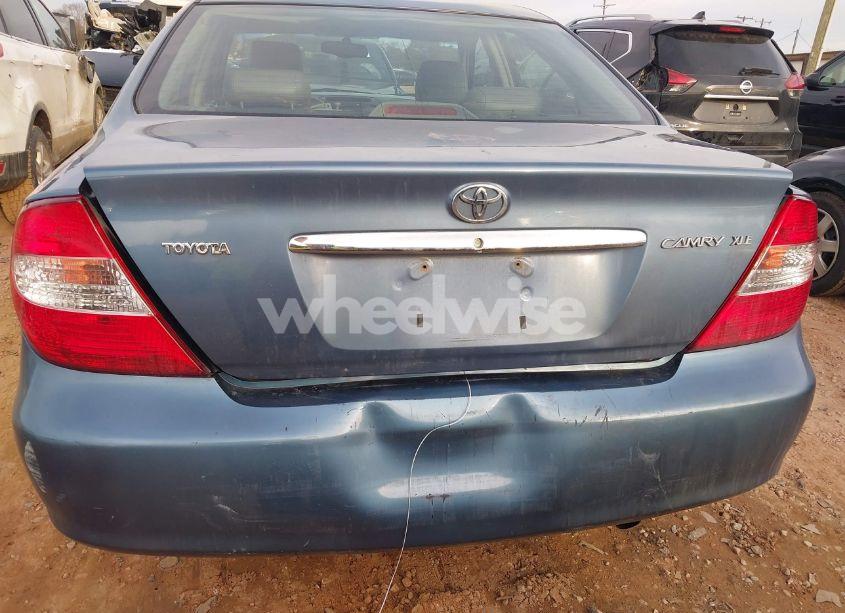 Photo 6 of 2004 Toyota Camry XLE (VIN 4T1BE30K14U915740)