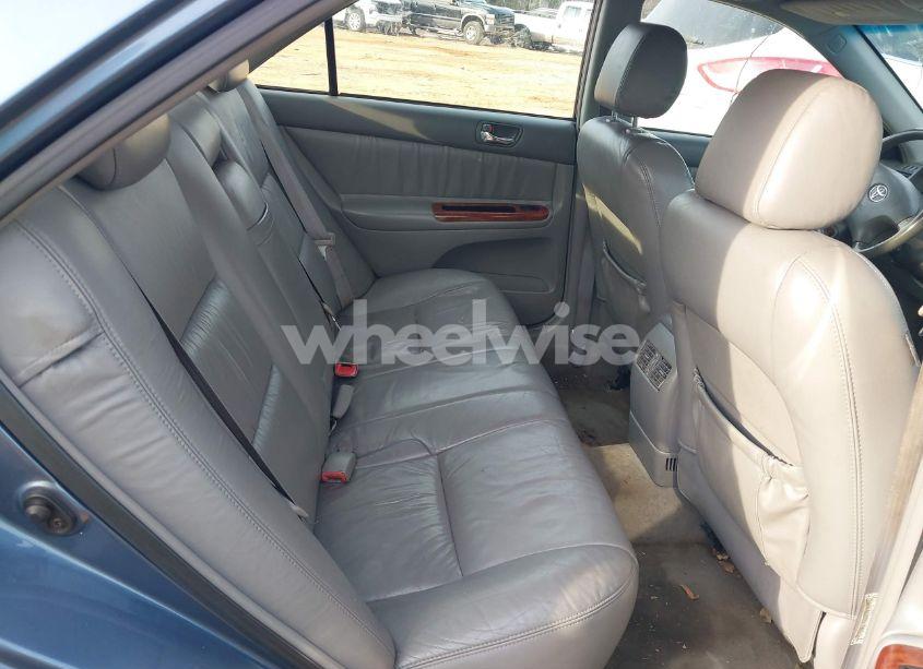 Photo 8 of 2004 Toyota Camry XLE (VIN 4T1BE30K14U915740)