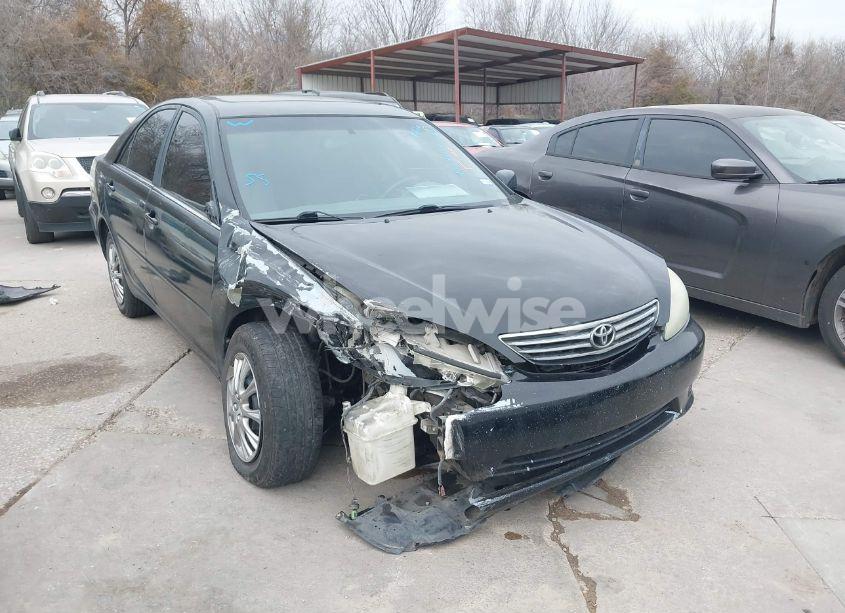 Photo 6 of 2005 Toyota Camry LE (VIN 4T1BE30K15U391121)