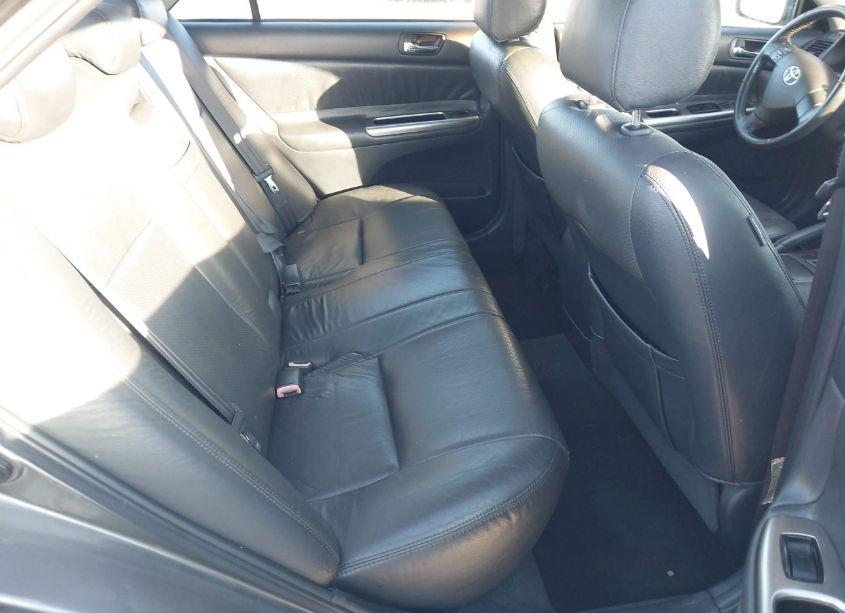 Photo 8 of 2005 Toyota Camry SE (VIN 4T1BE30K15U531247)