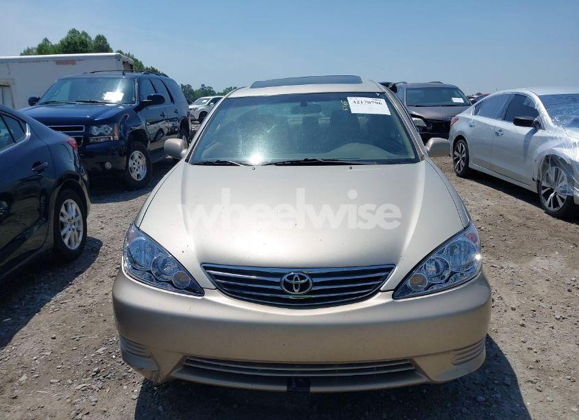 Photo 12 of 2005 Toyota Camry LE (VIN 4T1BE30K15U579959)