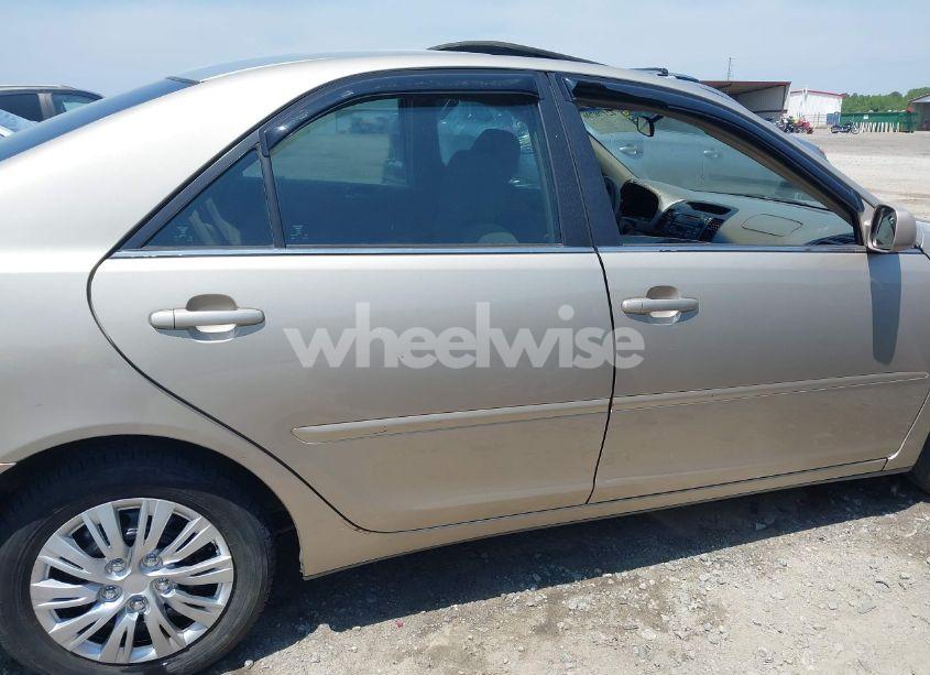 Photo 13 of 2005 Toyota Camry LE (VIN 4T1BE30K15U579959)