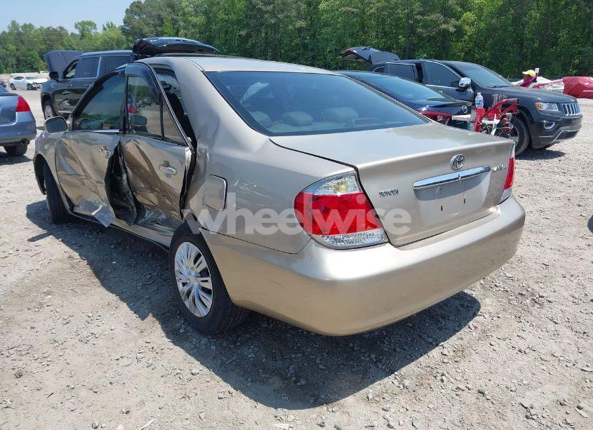 Photo 3 of 2005 Toyota Camry LE (VIN 4T1BE30K15U579959)