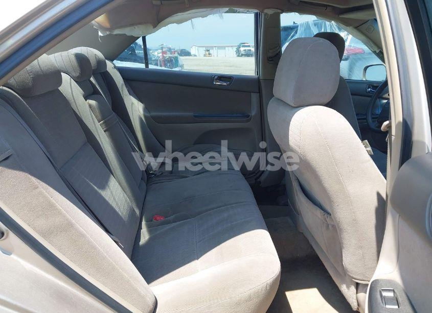 Photo 8 of 2005 Toyota Camry LE (VIN 4T1BE30K15U579959)