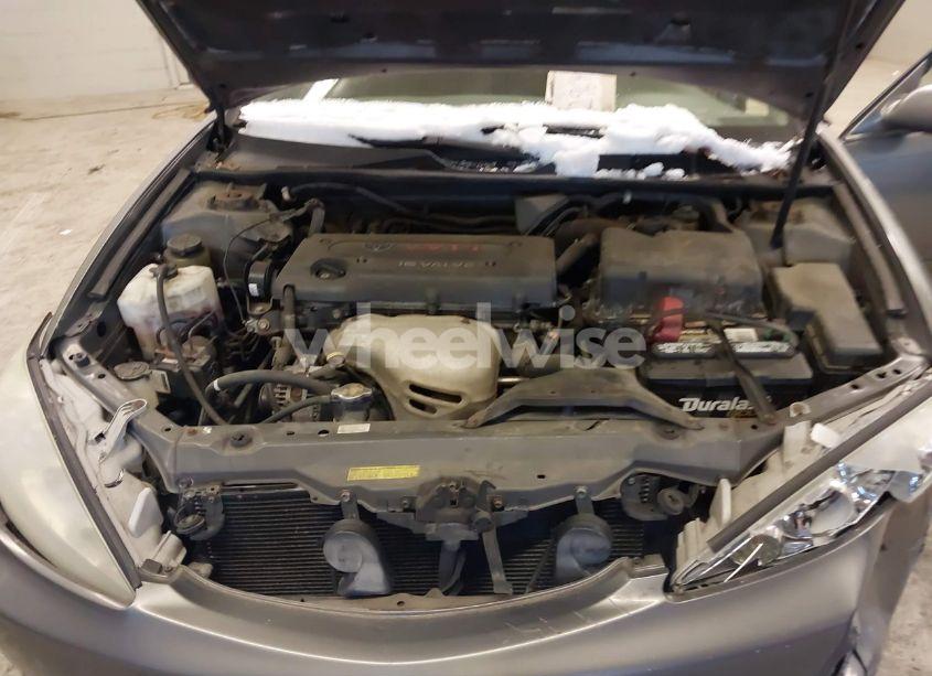 Photo 10 of 2005 Toyota Camry LE (VIN 4T1BE30K15U618159)